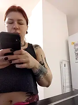 Snapshot of divine_eve chatting on December 2025 10:42:01 AM divine eve online show from December 2025 10:42:01 AM