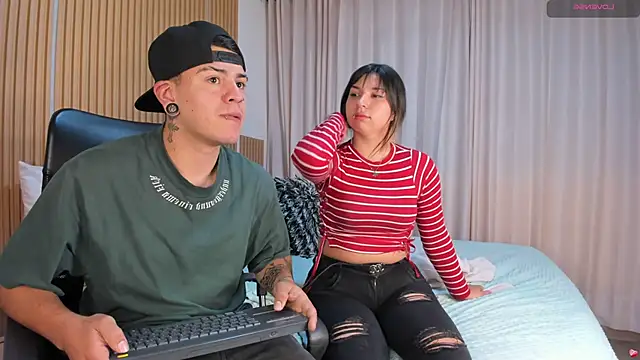 Snapshot of lucy_Bensonn chatting on March 2025 11:45:02 PM lucy Bensonn online show from March 2025 11:45:02 PM