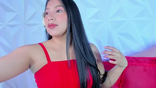 Snapshot of LinnaGardenia chatting on December 2024 02:01:02 PM LinnaGardenia online show from December 2024 02:01:02 PM