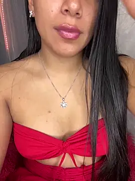 Snapshot of LinnaGardenia chatting on March 2025 10:20:01 PM LinnaGardenia online show from March 2025 10:20:01 PM