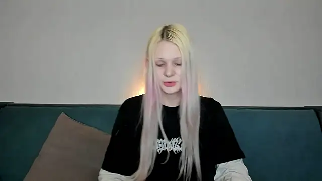 Snapshot of sashakiss99 chatting on December 2024 09:59:02 PM sashakiss99 online show from December 2024 09:59:02 PM