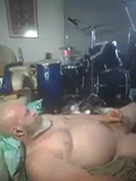 iambradz online show from November 2025 04:28:02 PM