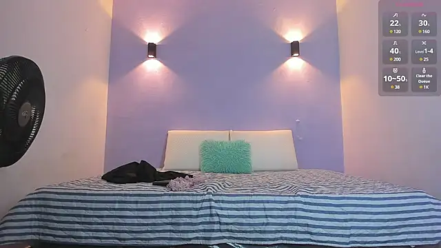 Sofia Clauss  online show from December 2024 04:51:02 AM