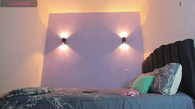 Sofia Clauss  online show from February 2025 03:29:02 AM