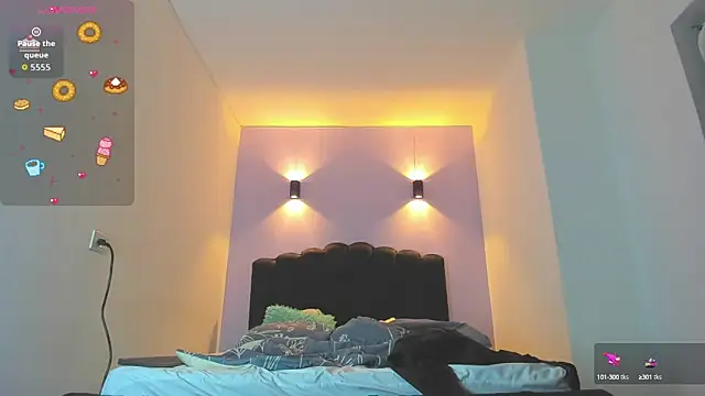 Sofia Clauss  online show from October 2025 06:32:02 AM