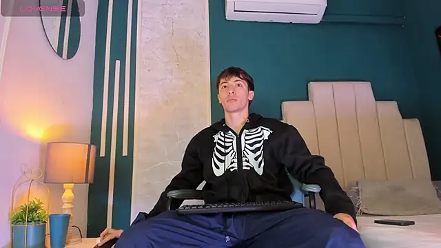 AlessandroDybala online show from December 2025 12:45:01 PM