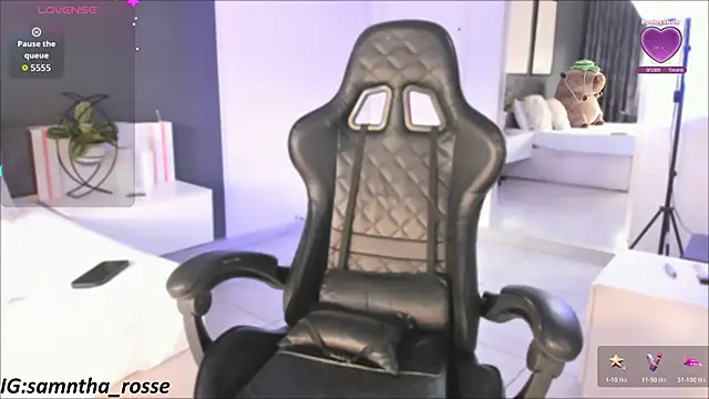 Snapshot of Leyli_Doll chatting on November 2025 08:43:01 PM Leyli Doll online show from November 2025 08:43:01 PM