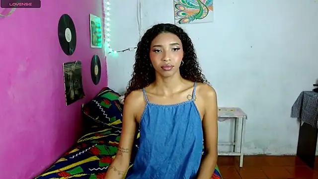 sensitive brunette online show from January 2025 11:27:02 PM