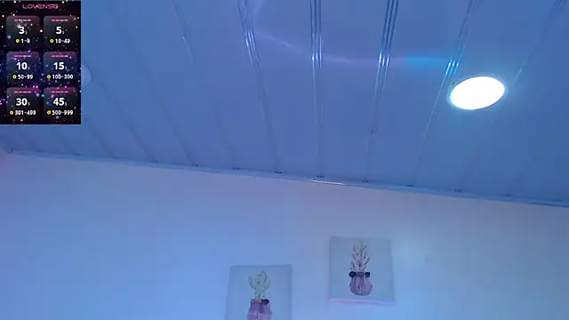Snapshot of candy_lux_ chatting on May 2026 01:39:01 PM candy lux online show from May 2026 01:39:01 PM