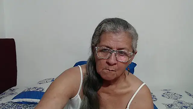 candy mature  online show from April 2026 10:46:02 PM
