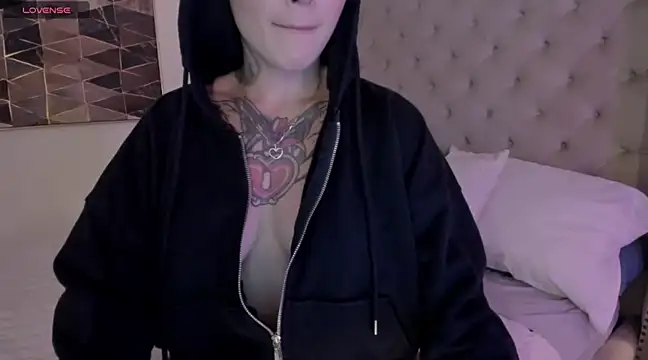 vangie  online show from January 2025 01:30:01 AM