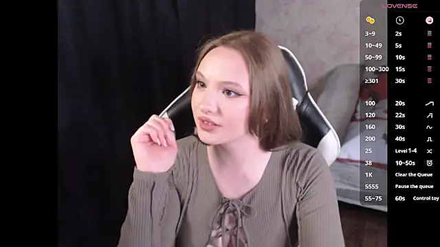 Snapshot of VikaPowers chatting on July 2026 06:58:01 PM VikaPowers online show from July 2026 06:58:01 PM