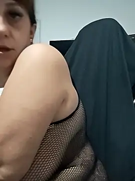 AvaLloyd online show from November 2025 03:38:02 AM