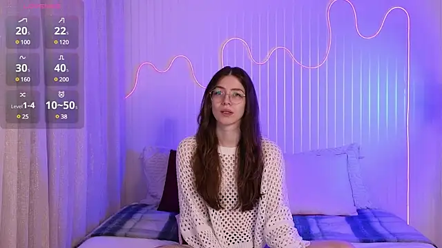 Ester Hill online show from January 2025 09:28:01 PM