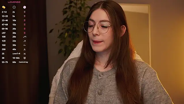 Ester Hill online show from November 2025 04:57:01 AM