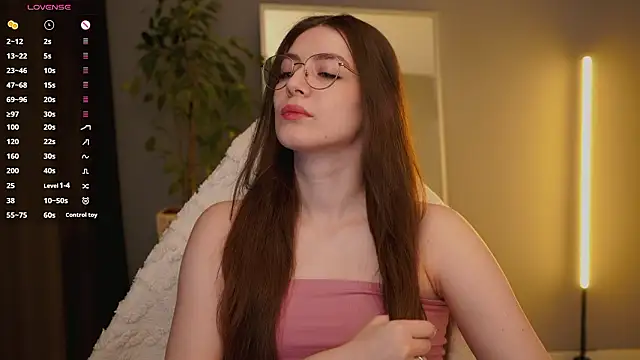 Ester Hill online show from February 2026 02:51:01 AM