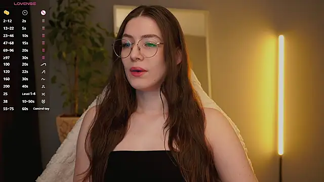 Ester Hill online show from February 2026 02:55:02 AM