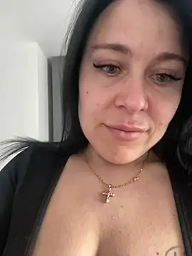 Snapshot of CuteNata chatting on March 2025 11:48:01 AM CuteNata online show from March 2025 11:48:01 AM