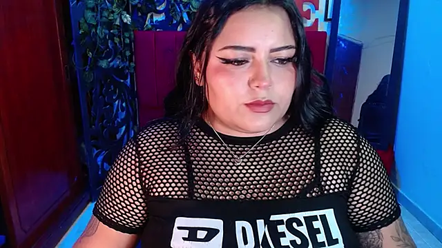 Snapshot of moon_sunflower chatting on November 2025 11:25:02 PM moon sunflower online show from November 2025 11:25:02 PM