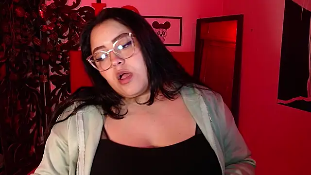 Snapshot of moon_sunflower chatting on December 2025 12:20:01 PM moon sunflower online show from December 2025 12:20:01 PM