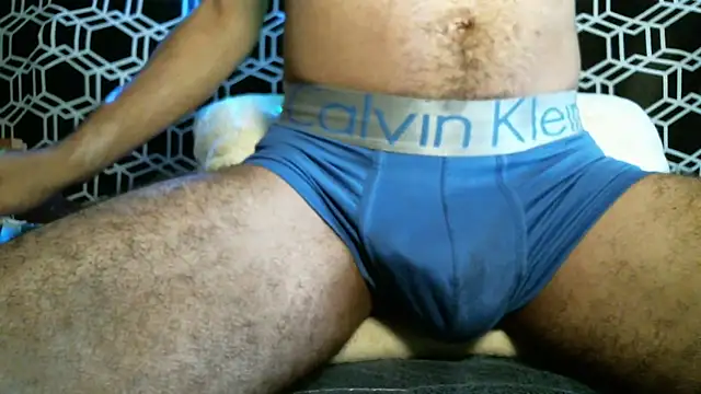 Sir-meltsclearrockzalot online show from March 2026 03:49:01 PM