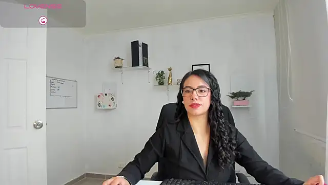 Snapshot of susana_monroy chatting on October 2025 05:54:01 PM susana monroy online show from October 2025 05:54:01 PM