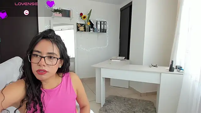 susana monroy online show from March 2026 07:17:02 PM