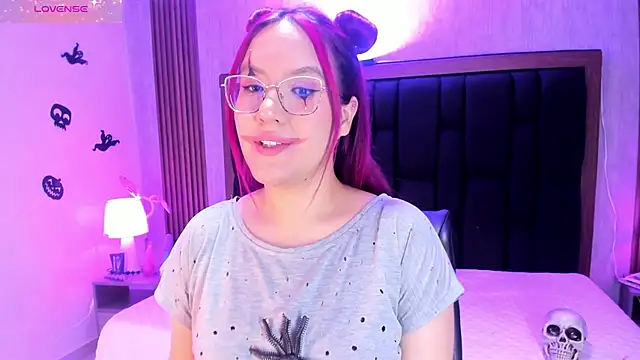 sweet--emily online show from October 2025 04:14:01 AM