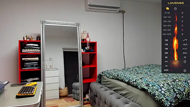 supermanboy94 online show from December 2024 06:43:02 AM