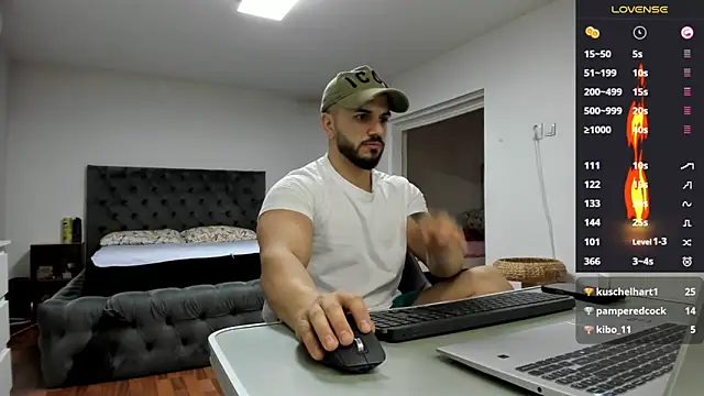 supermanboy94 online show from April 2026 06:25:01 AM