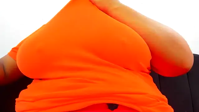 Kika teem online show from October 2025 06:15:02 PM