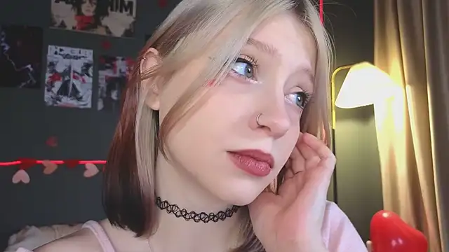 Snapshot of arielabradberry chatting on February 2026 02:12:02 PM arielabradberry online show from February 2026 02:12:02 PM