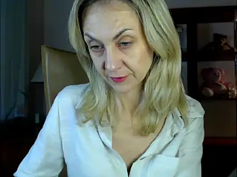 Snapshot of Tanya6547 chatting on December 2024 08:51:01 AM Tanya6547 online show from December 2024 08:51:01 AM