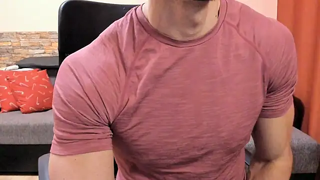 HotHunkTrainer online show from February 2026 09:56:01 AM