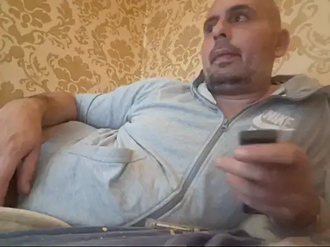 Snapshot of Basszos88i chatting on September 2025 10:48:01 PM Basszos88i online show from September 2025 10:48:01 PM