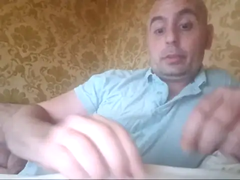 Snapshot of Basszos88i chatting on October 2025 05:13:02 PM Basszos88i online show from October 2025 05:13:02 PM