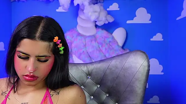 Snapshot of miss_romyna chatting on April 2026 11:09:01 AM miss romyna online show from April 2026 11:09:01 AM