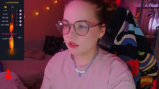 Snapshot of lala_loulou_land chatting on November 2025 11:23:02 AM lala loulou land online show from November 2025 11:23:02 AM