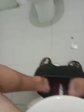 Albert1993  online show from June 2026 07:36:01 AM