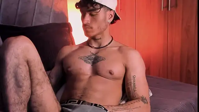 Snapshot of Thomas_Fit1 chatting on September 2025 02:45:01 AM Thomas Fit1 online show from September 2025 02:45:01 AM