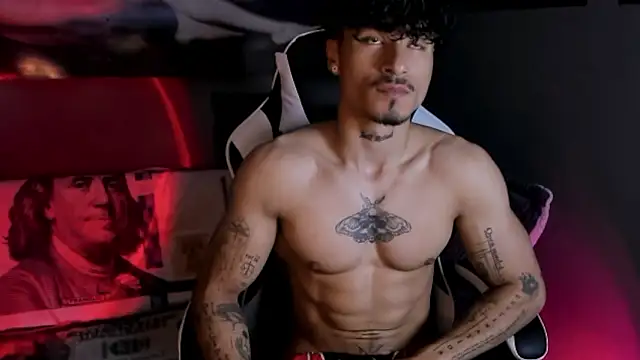 Thomas Fit1 online show from March 2026 03:19:02 AM