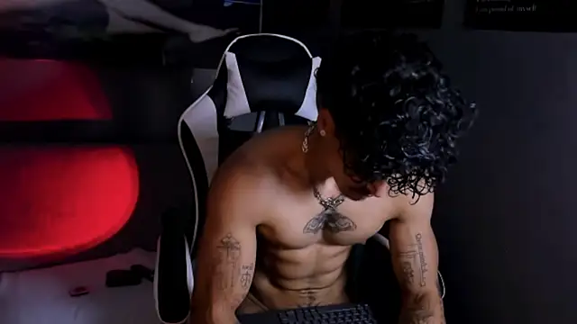 Thomas Fit1 online show from April 2026 05:55:02 AM