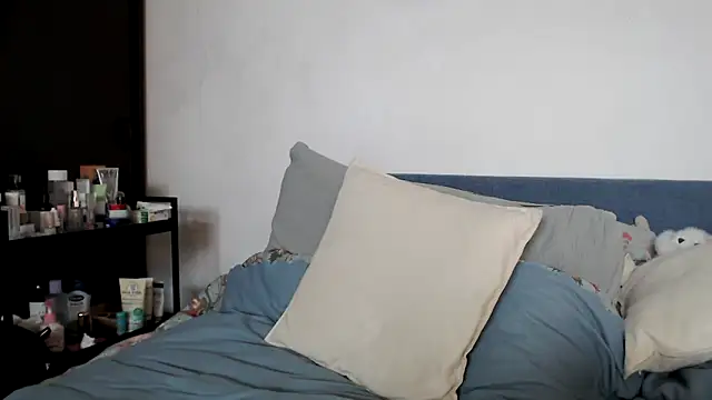 Scarlettford online show from February 2026 12:15:01 PM