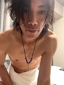 Snapshot of Katakuriko-Denpun chatting on October 2025 11:43:01 AM Katakuriko-Denpun online show from October 2025 11:43:01 AM