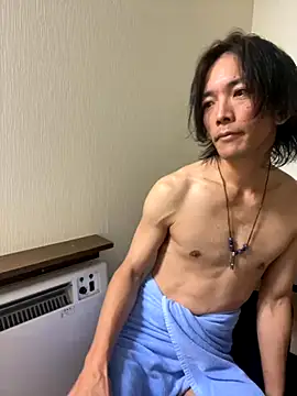 Snapshot of Katakuriko-Denpun chatting on November 2025 01:11:02 PM Katakuriko-Denpun online show from November 2025 01:11:02 PM