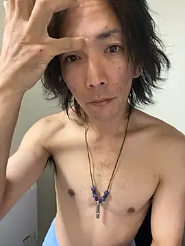 Snapshot of Katakuriko-Denpun chatting on November 2025 12:27:01 PM Katakuriko-Denpun online show from November 2025 12:27:01 PM