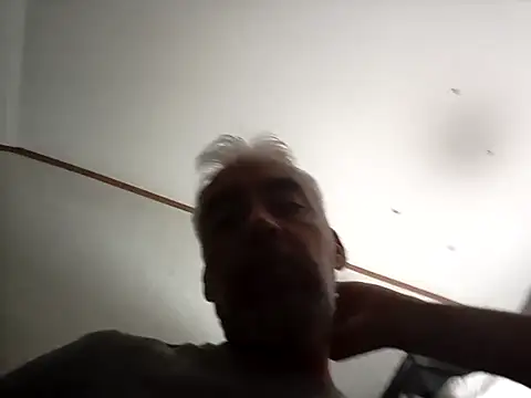 Xoc8  online show from October 2025 06:56:01 PM