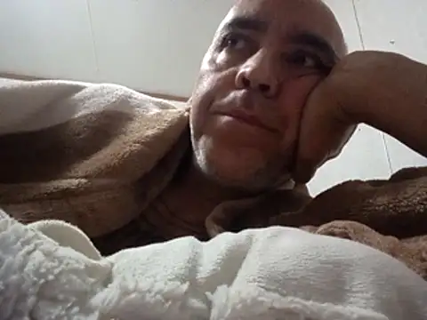 Xoc8  online show from November 2025 10:25:01 AM