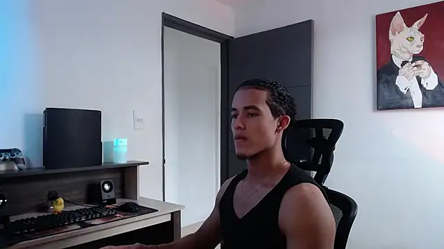 Snapshot of alejo_x3 chatting on December 2024 05:33:01 PM alejo x3 online show from December 2024 05:33:01 PM