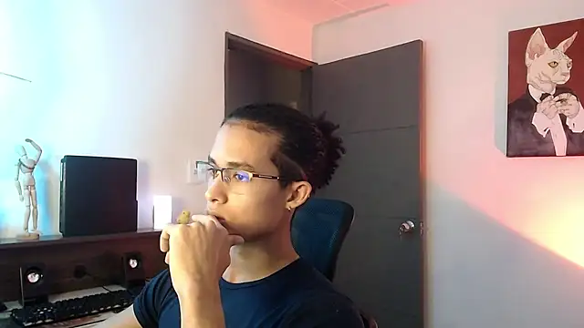 Snapshot of alejo_x3 chatting on February 2025 03:48:01 AM alejo x3 online show from February 2025 03:48:01 AM